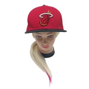 NBA New Era 59fifty Miami‎ Heat Red & Black Hat/Cap Dwyane Wade #3 Snap Back